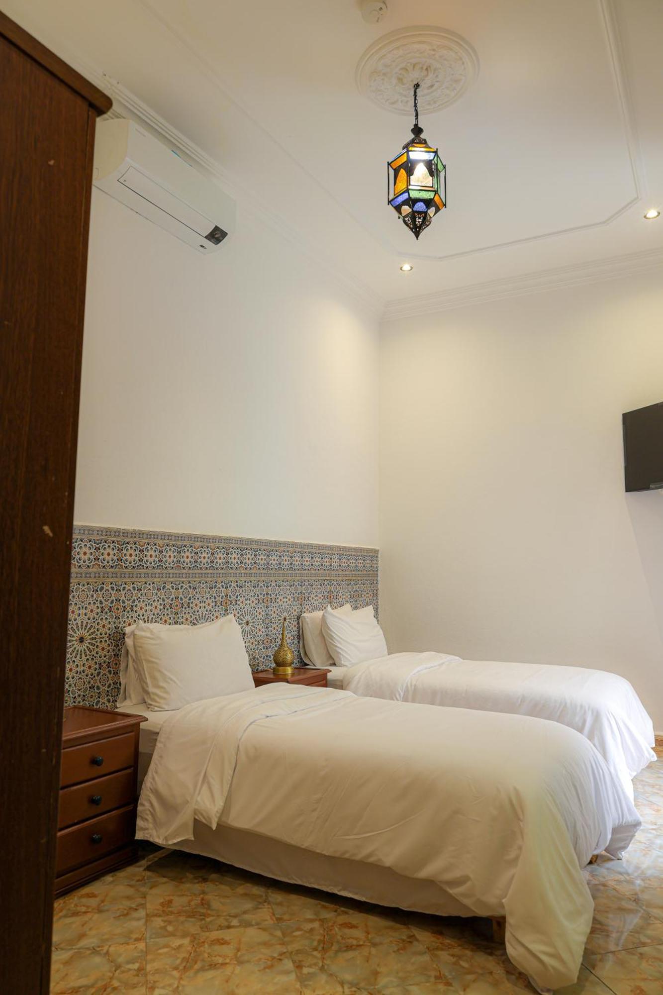 Riad Dar Al Fassia Ουζντά Δωμάτιο φωτογραφία