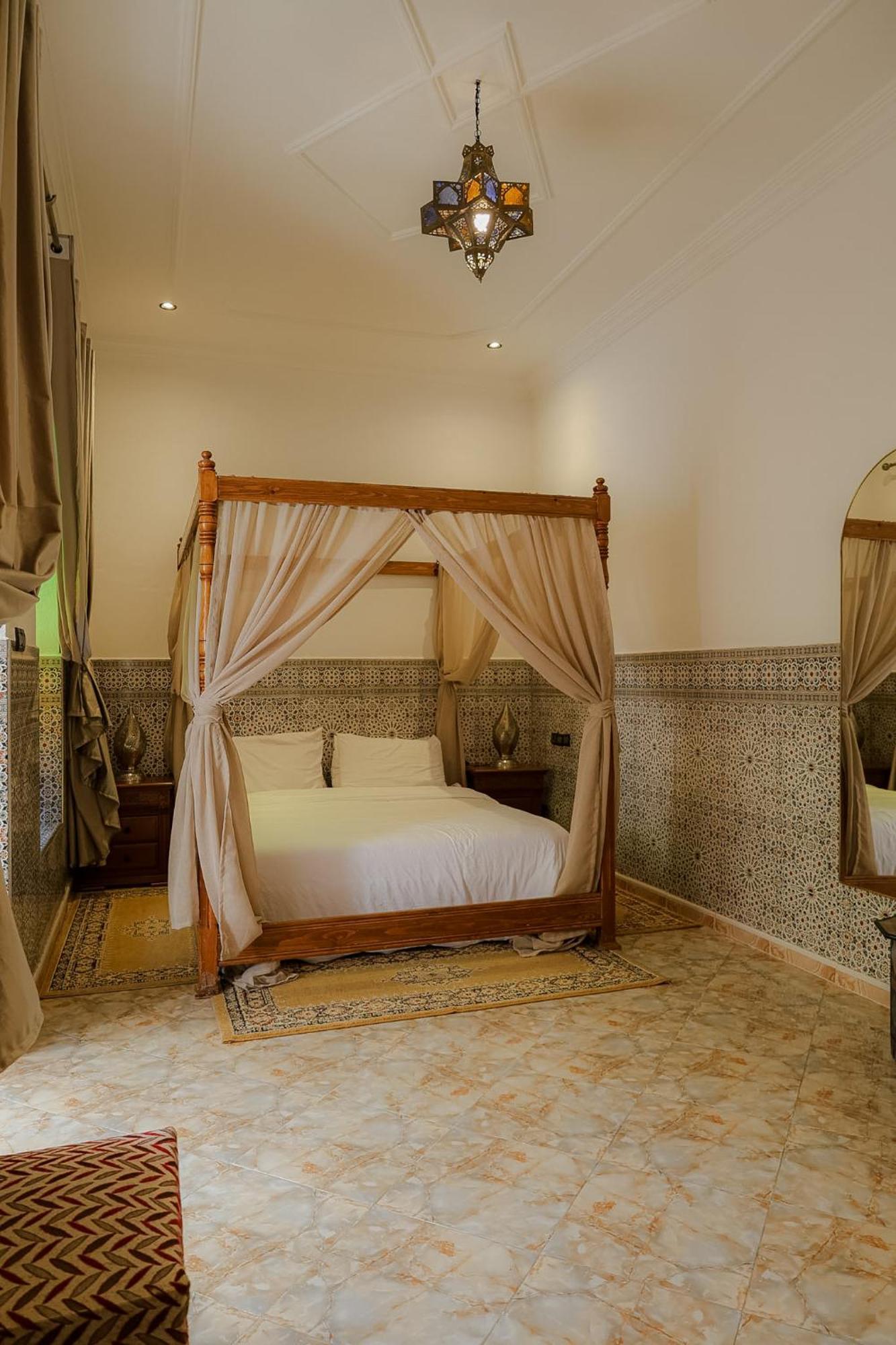 Riad Dar Al Fassia Ουζντά Δωμάτιο φωτογραφία